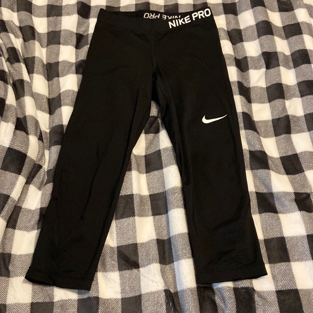 Nike pro leggings / capri